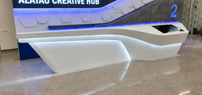 Ресепшн Alatau Creative Hub — Фото с ИИ-обработкой