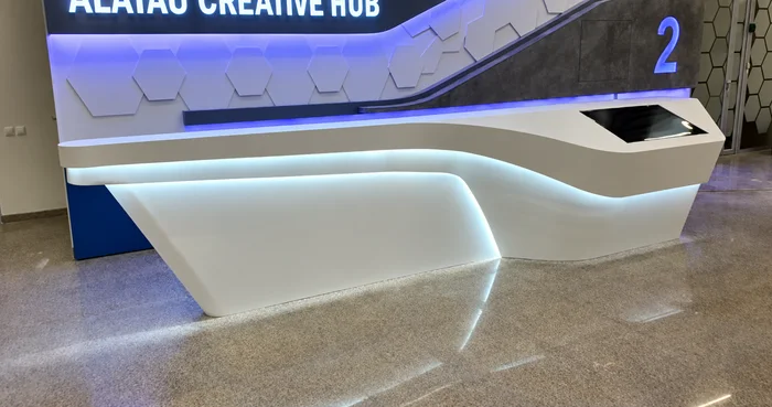 Ресепшн Alatau Creative Hub — Фото с ИИ-обработкой